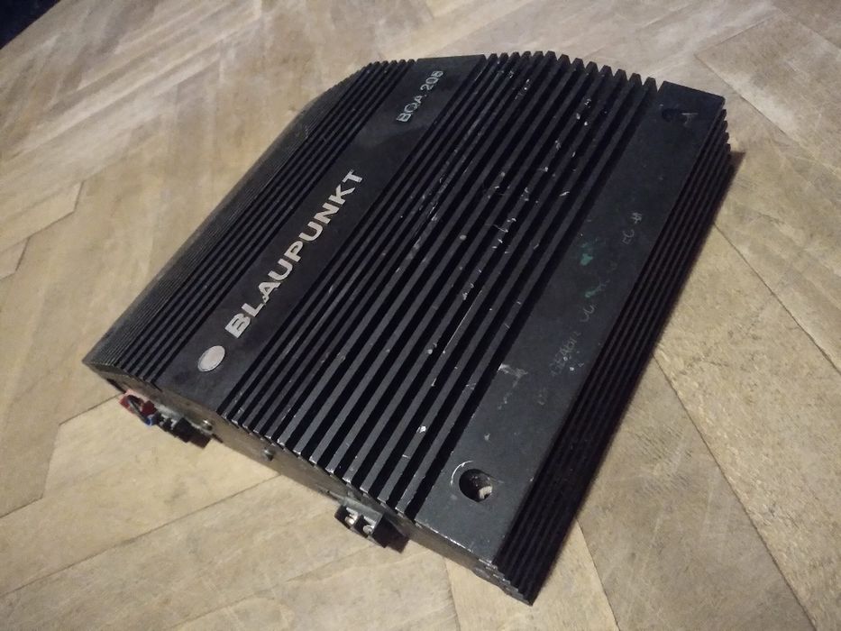 Aplificator blaupunkt 200w