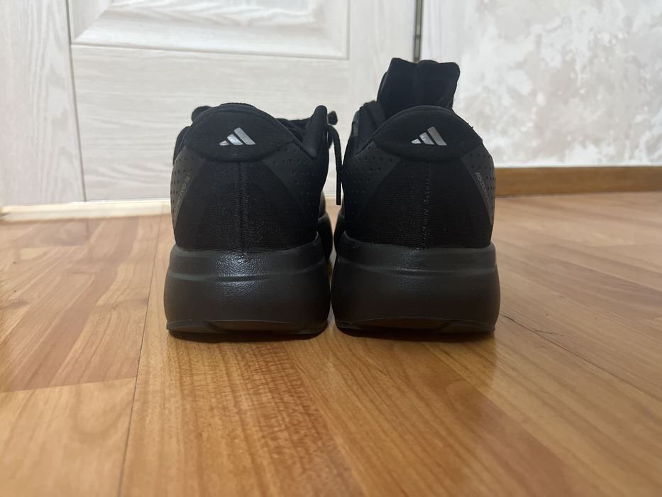 Кросовки Adidas кросовки для бега