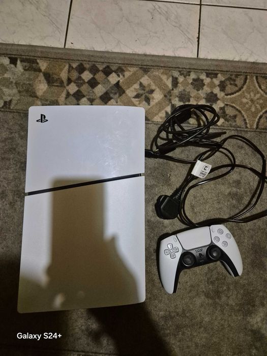 Playstation 5 slim 1 TB digital edition