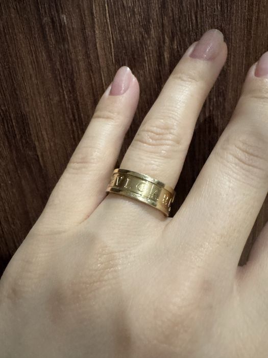 Продам золотое кольцо