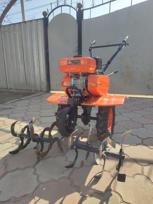 Культиватор (мотоблок )