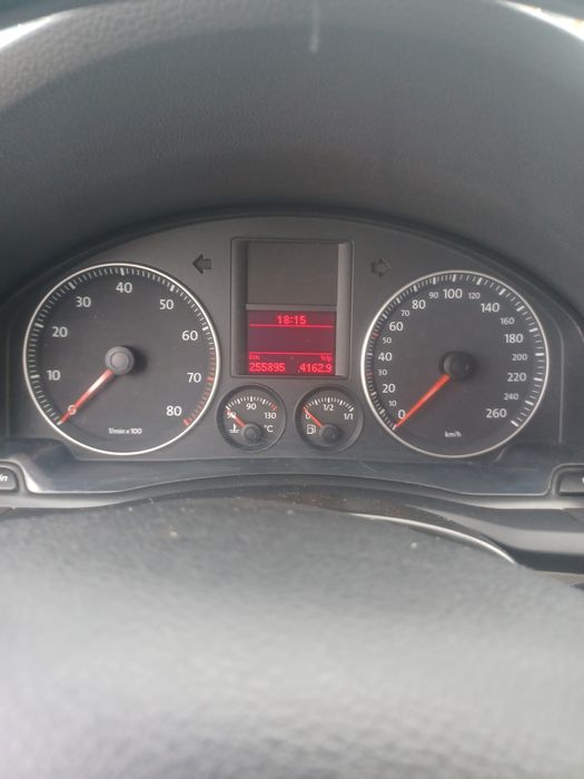Volkswagen Golf 1.6