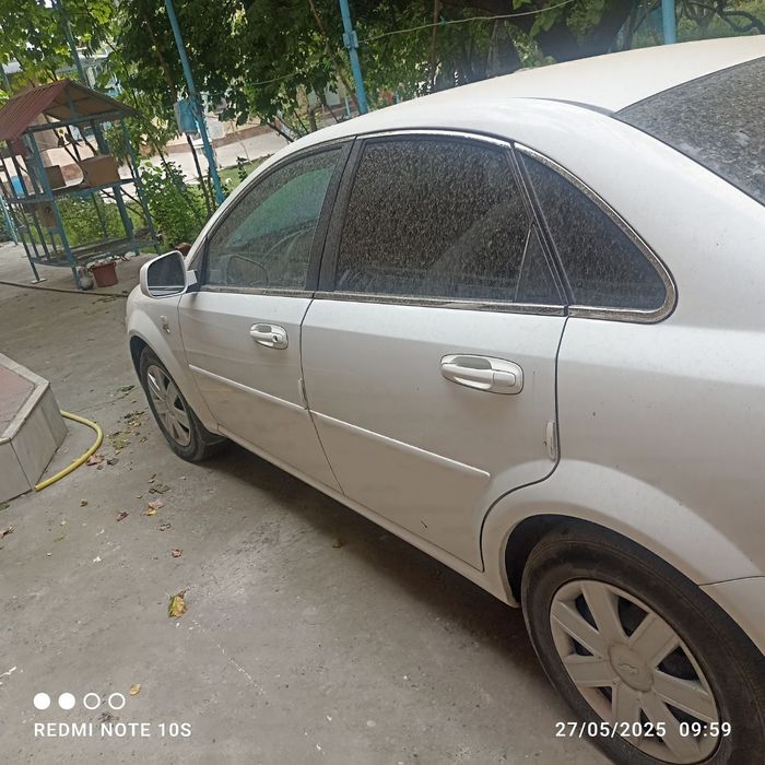 Sirochno sotiladi 5000 laseti 18 matot