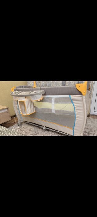 Детский манеж и кровать Hauck