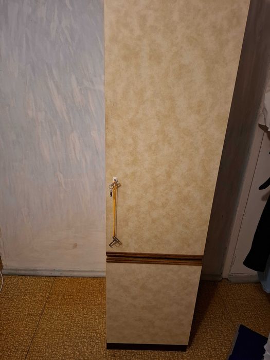 Пенал для кухни. ГДР. Две секции. В отличном состоянии.