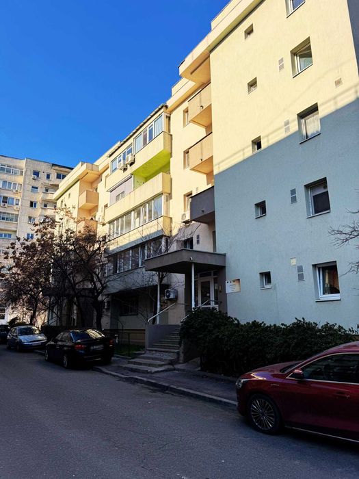 Particular, ofer spre inchiriere garsoniera lux 42mp, Bdul Decebal- Piata Alba Iulia