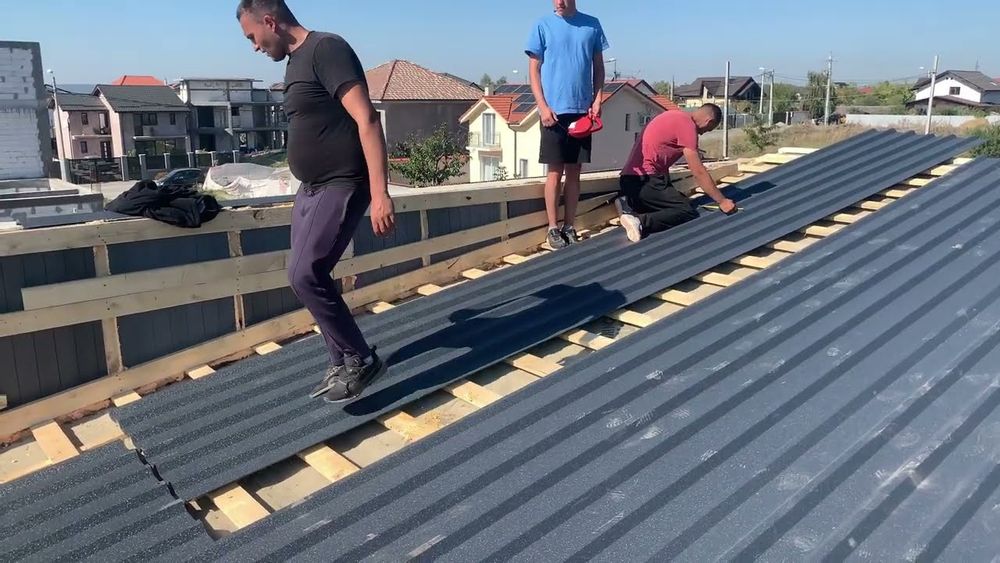 Executăm acoperișuri de urgență