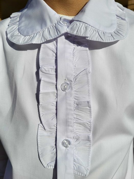 Школьная блузка в наличии