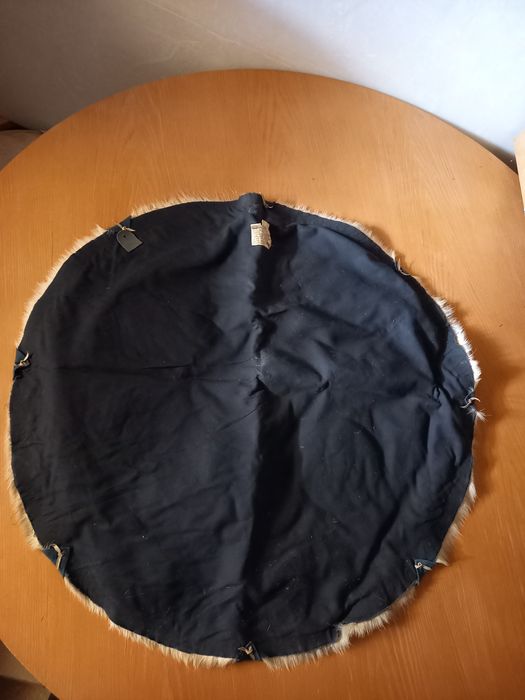 Пано / килим от естествена кожа