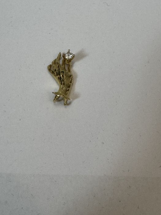 златна дамска висулка с диамант 2.9гр 14к 585