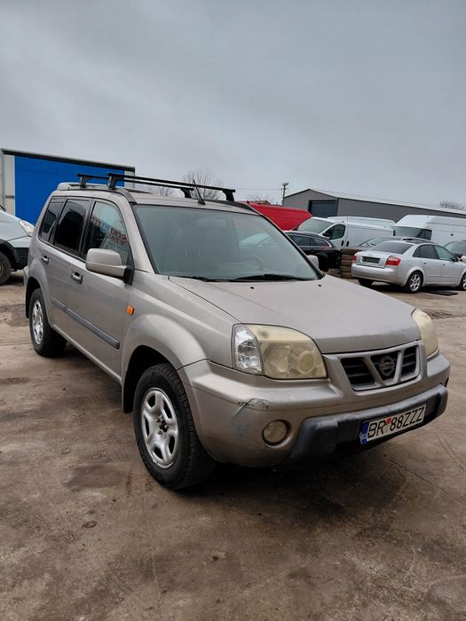 Dezmembrez Nissan x-trail 2.2 diesel 2004