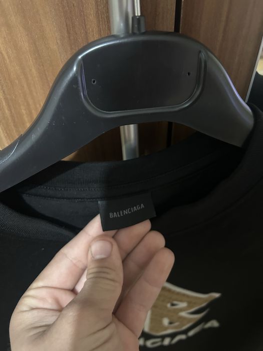 Vand tricou Balenciaga