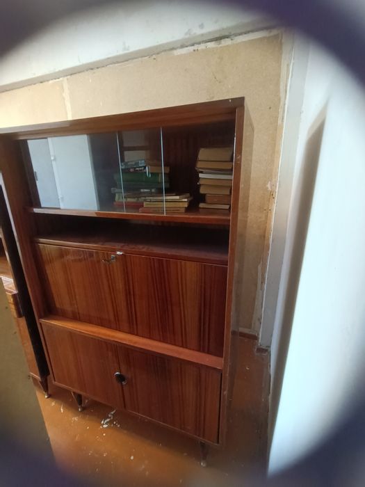 Отдам стенку из 4 шкафов