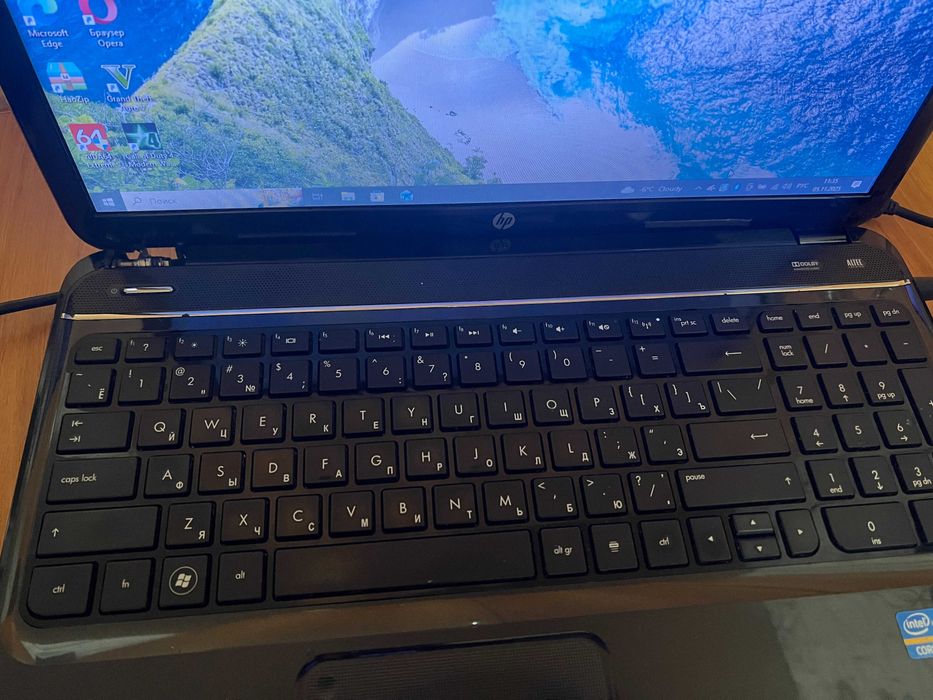 Продам ноутбук HP в хорошем состоянии.