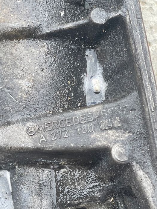 Carcasa Filtru Ulei Mercedes Cls 350 3.5I 2006 A2721800410
