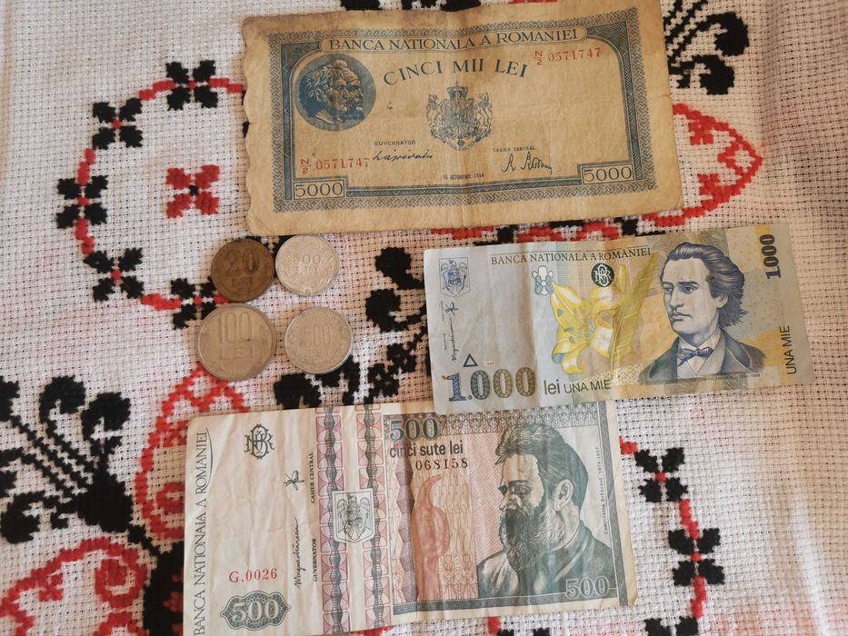 Monede si bancnote vechi pentru colecție
