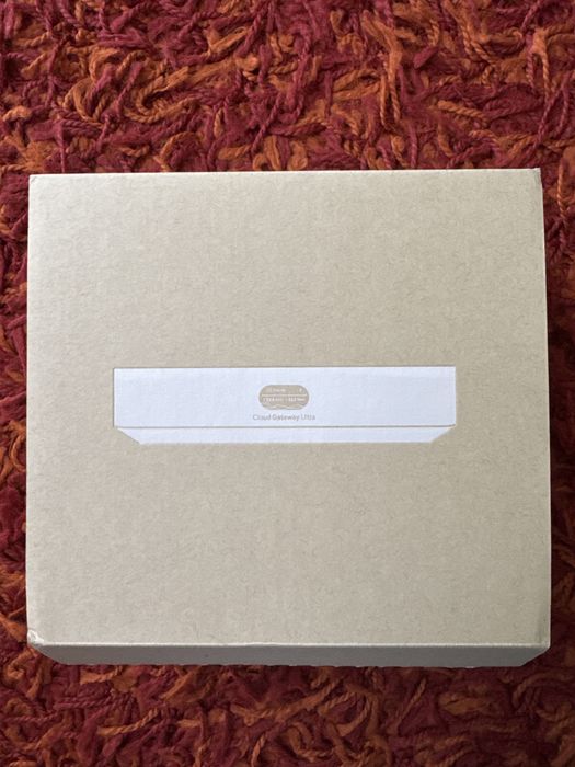 Router Ubiquiti Unifi Cloud Ultra (garantie UI-Care 2029)