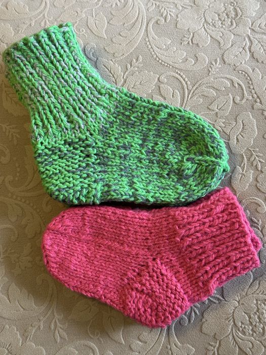 Носочки вязаные