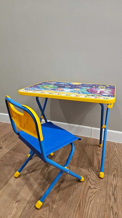 Детский раскладной столик