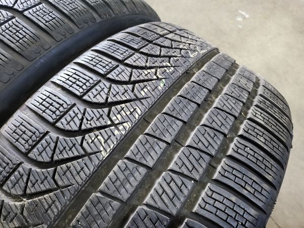 285/30/22 PIRELLI 2бр