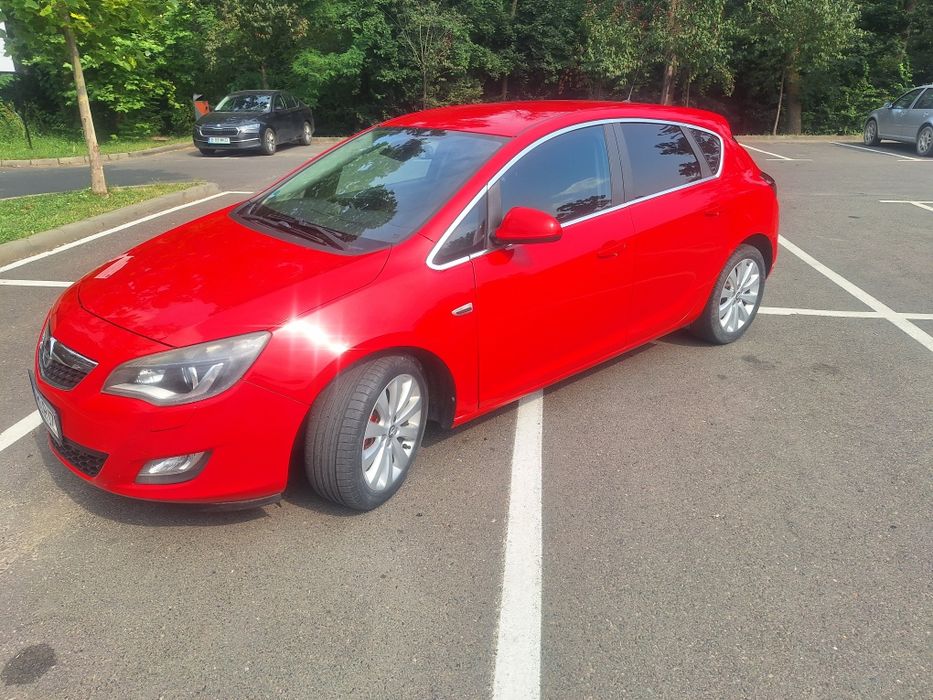 OPEL Astra 2011 — imagine 4