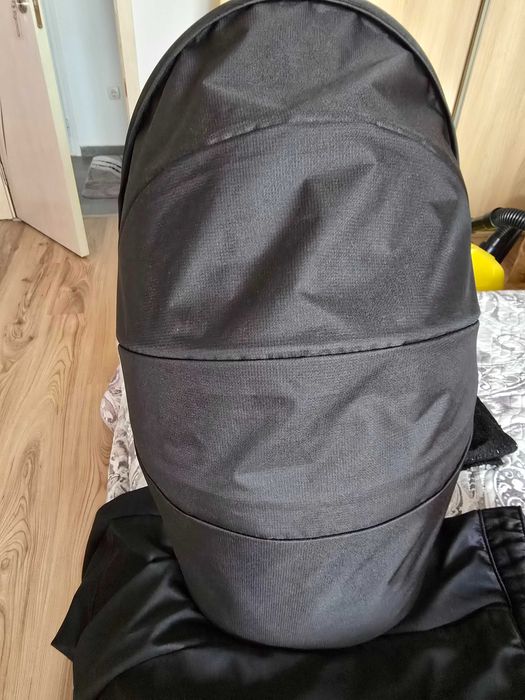 Mountain Buggy кошове за новородени