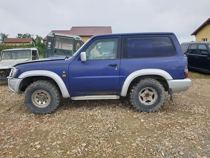 dezmembrez nissan patrol y61
