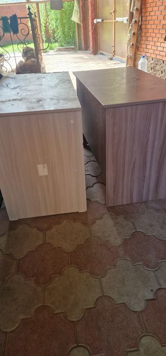 Продам письменные столы