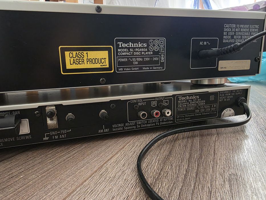 Technics Player și Technics ST-S4, Quartz Synthesizer Stereo Tuner