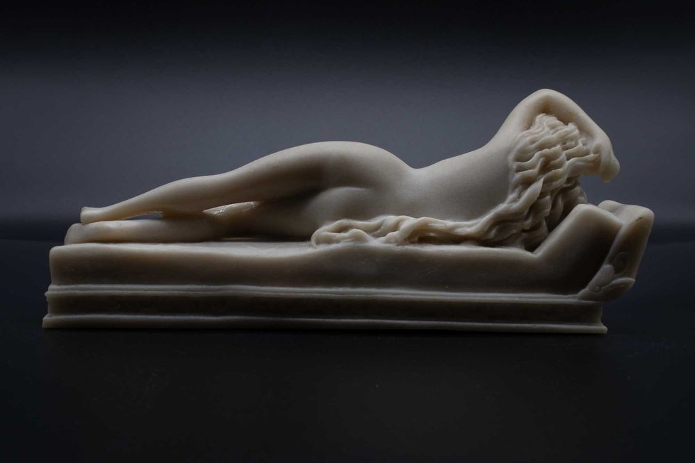 Ръчно изработена мраморна скулптура „Голата маха“