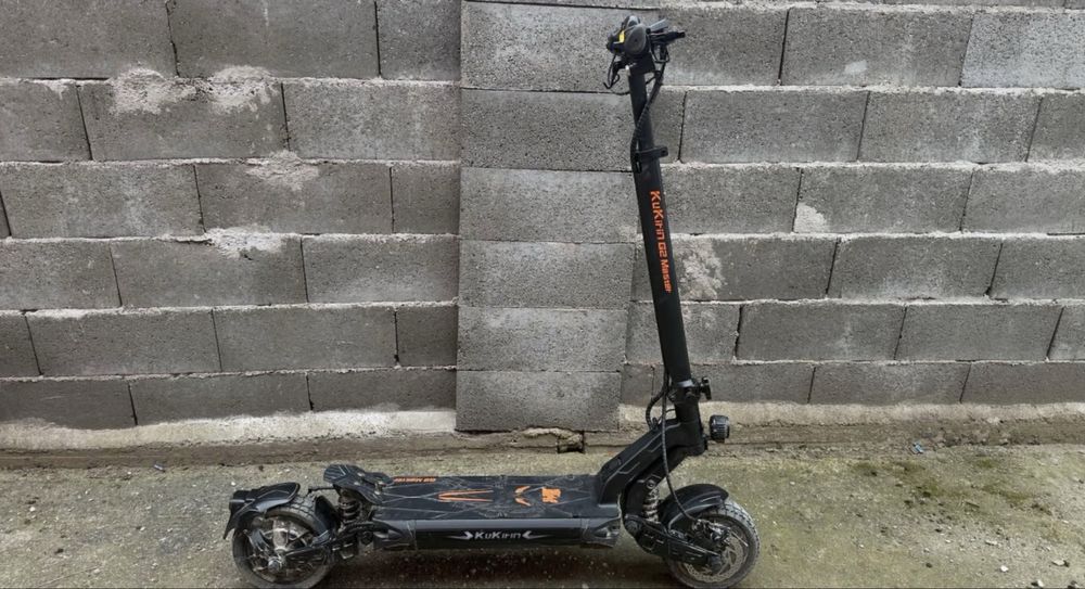 Trotineta electrica kukirin