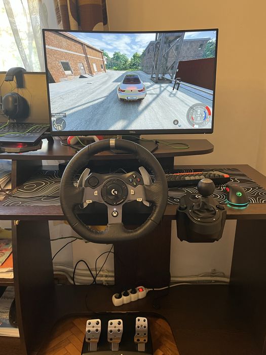Vând Logitech G920 + schimbător – stare foarte bună