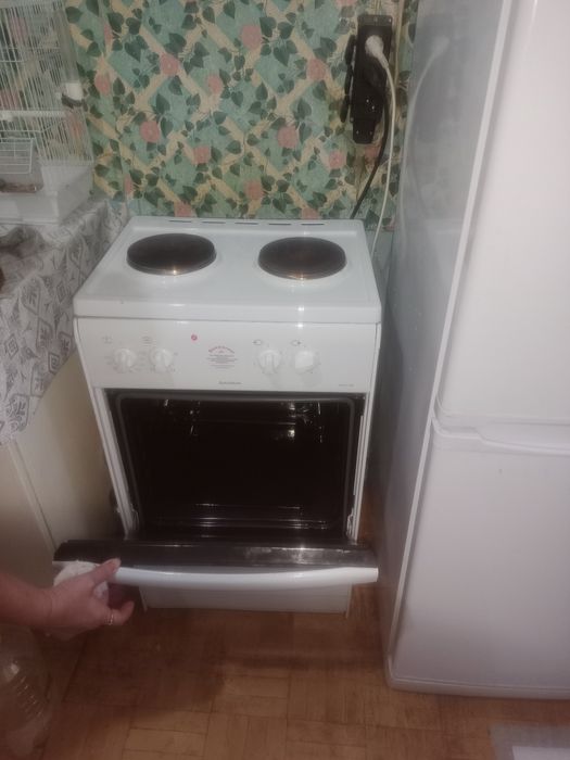 Продам электропечь