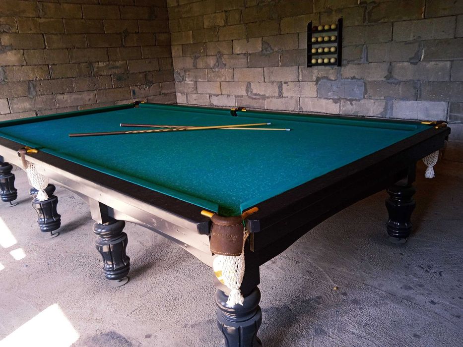 Катта бильярдный стол (8 оёкли,тошли, Riley England)