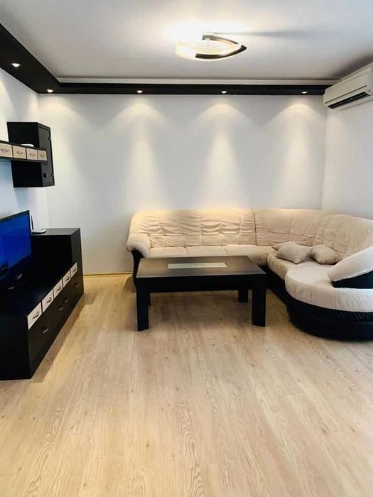 Продава се Двустаен апартамент в София, Младост 1 - 70 кв.м за 2000 €/кв.м - Снимка #5