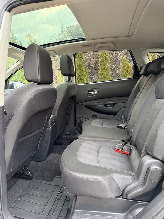 Nissan qasqai +2  1.6 diesel 2013 7 locuri 4x4