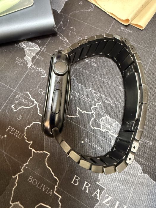 Продается Apple Watch 9, 45 mm