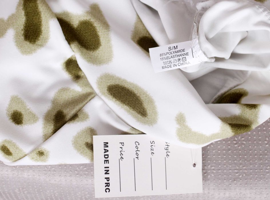 Продавам нов спортен комплект екип I love Holala