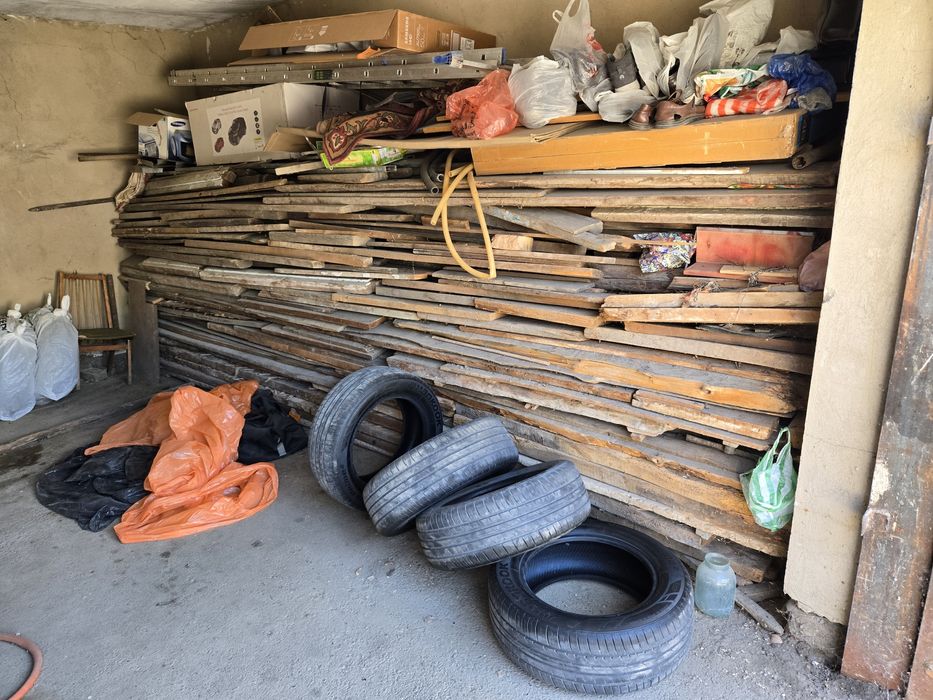 Лес. Для строительства.