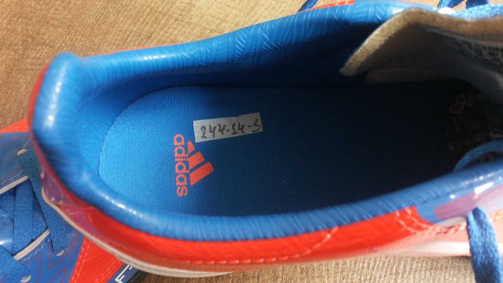 Adidas F-10 Astro Turf  Shoes Размер EUR 36 / UK 3 1/2 обувки 244-14-S