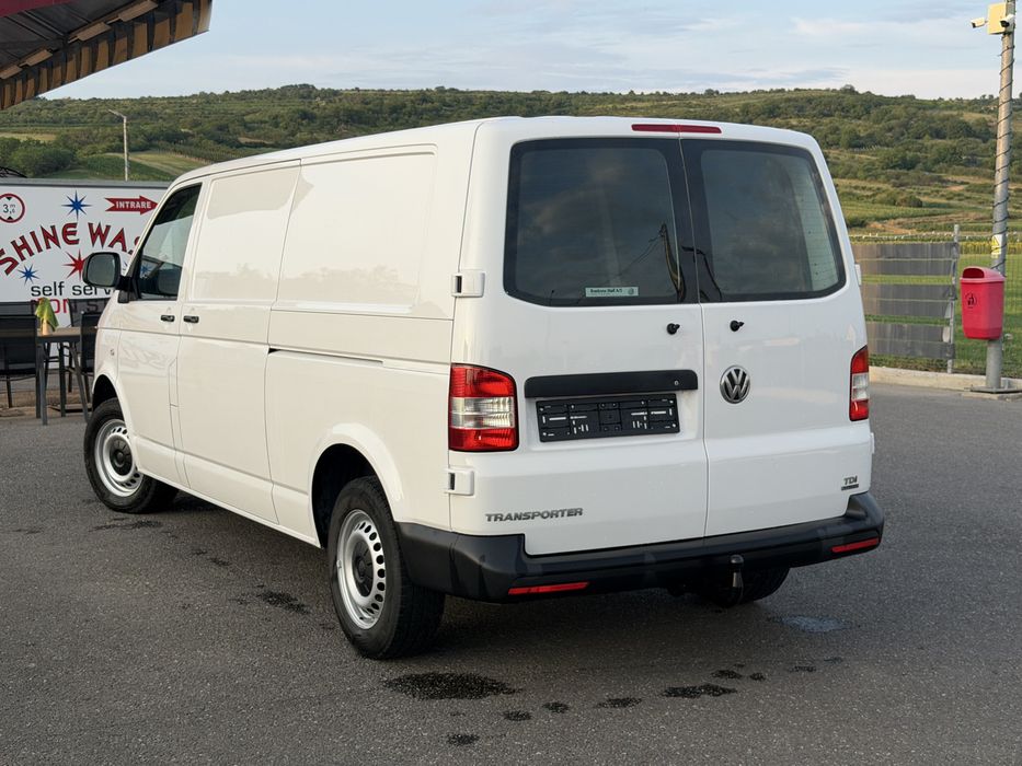 Volkswagen Transporter T5 2014 / 2.0 Tdi / 140 CP / Lung / 2 usi culisante