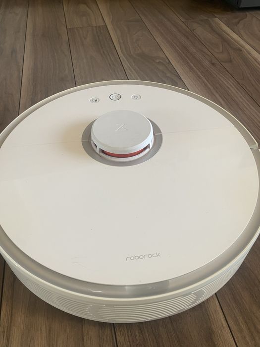 Прахосмукачка робот Roborock S5