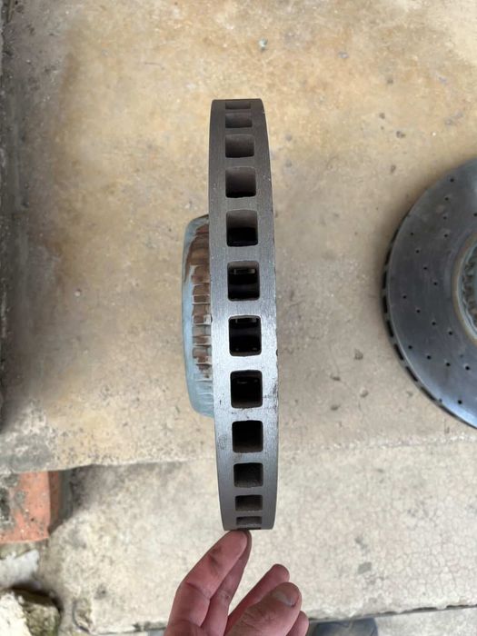 Вентилирани Дискове 5х112