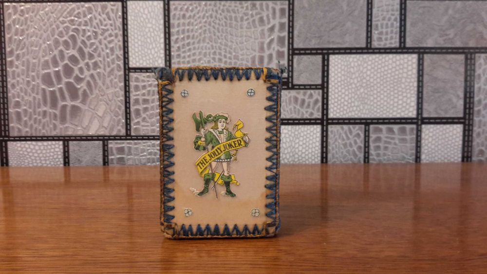 Стара калъфка за карти