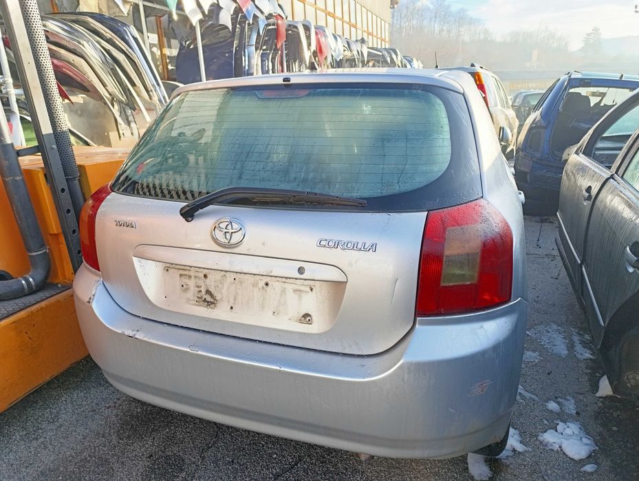 Toyota Corolla E12 2.0d4d 110к.с. На части