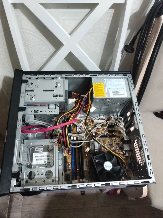 Продам hp dx2400 на запчасти