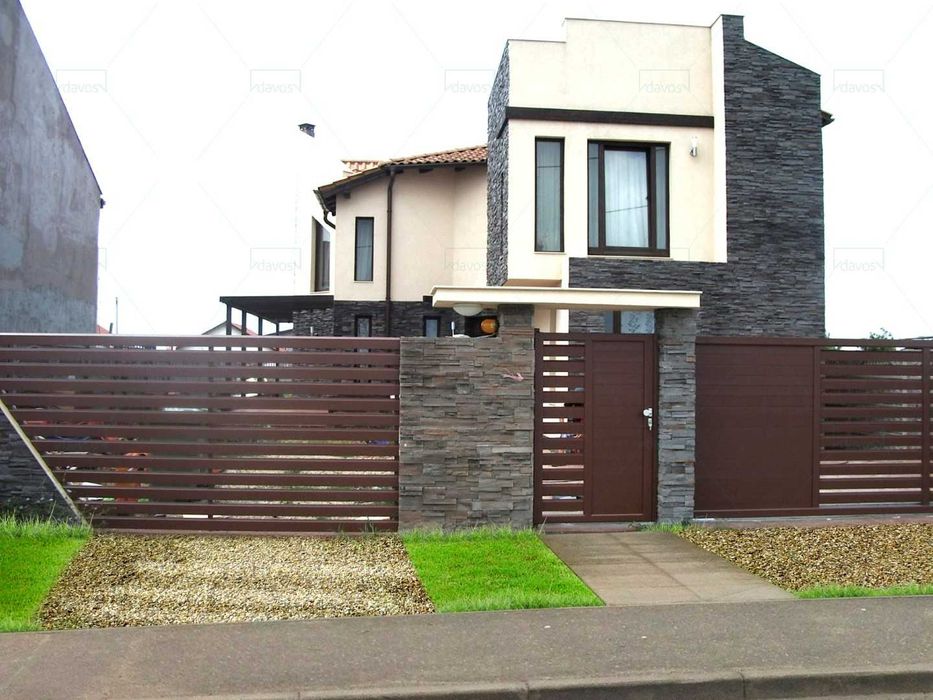 Garduri din panouri stil jaluzele, sipca metalica, tabla, plasa si BCA