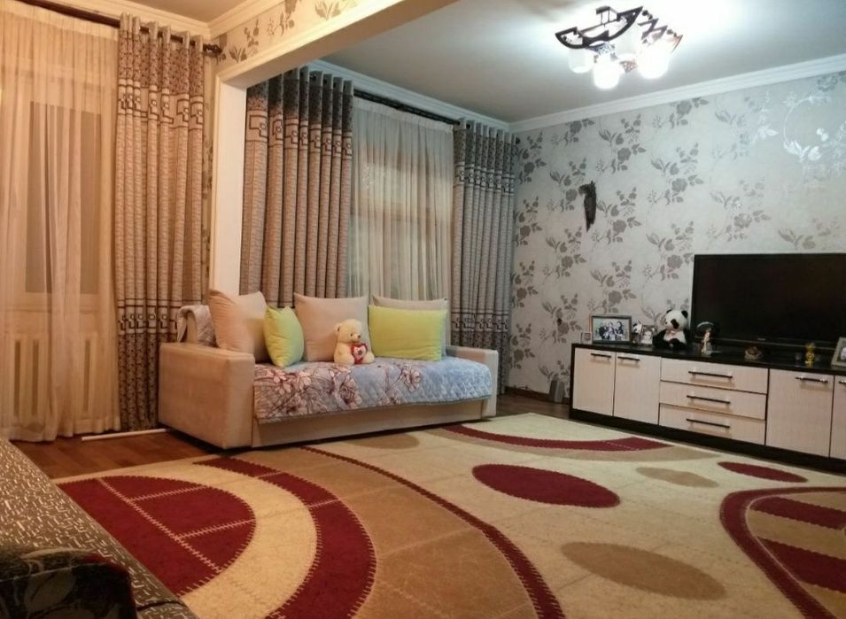 Продаётся 4х комнатная квартира Хумоюн