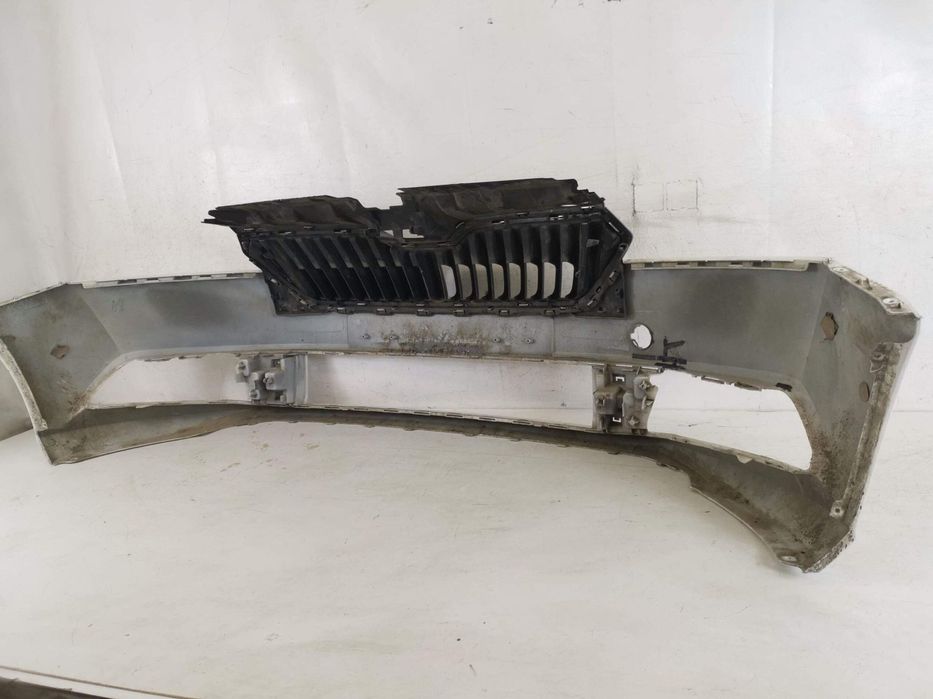 Bara Fata Cu Grila Radiator Skoda  Superb 3 2015 2016 2017 2018 2019 2