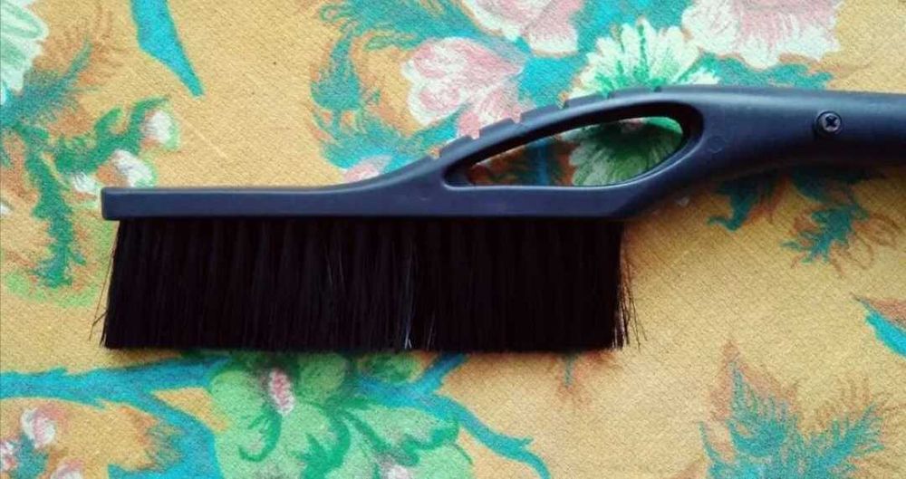 Стъргалка за лед MICHELIN 22 см. или Четка за сняг 60см. Нови.